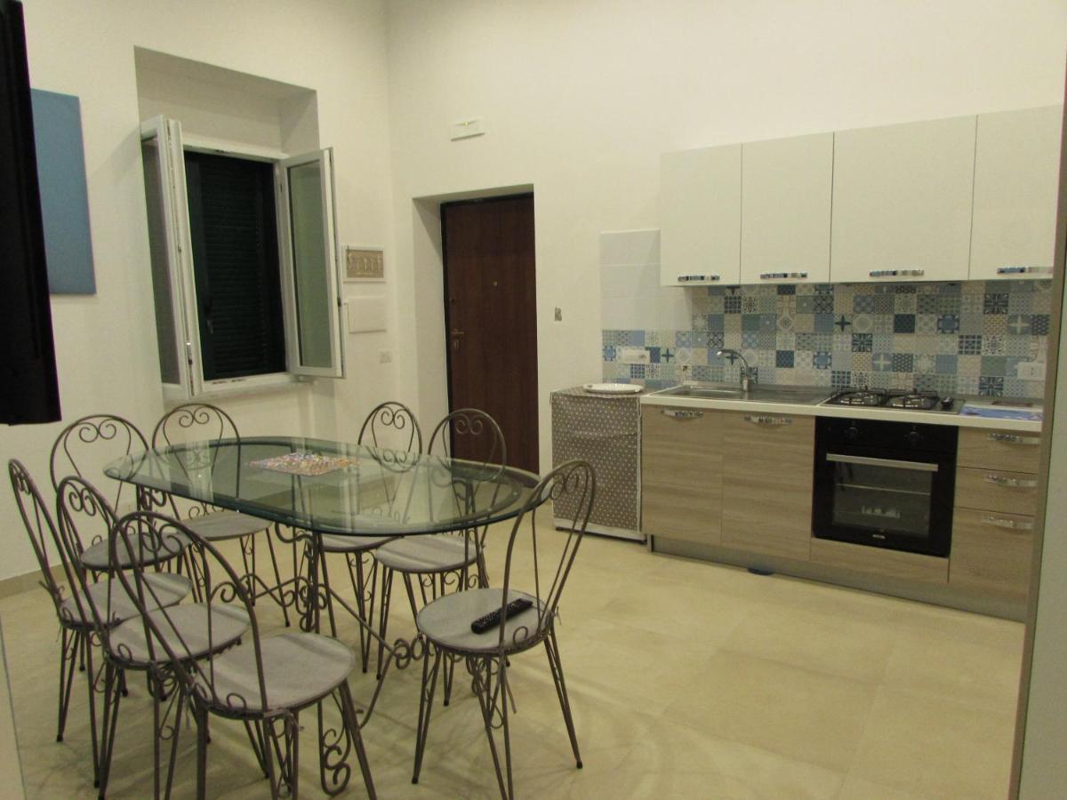נאפולי Enzo Home מראה חיצוני תמונה