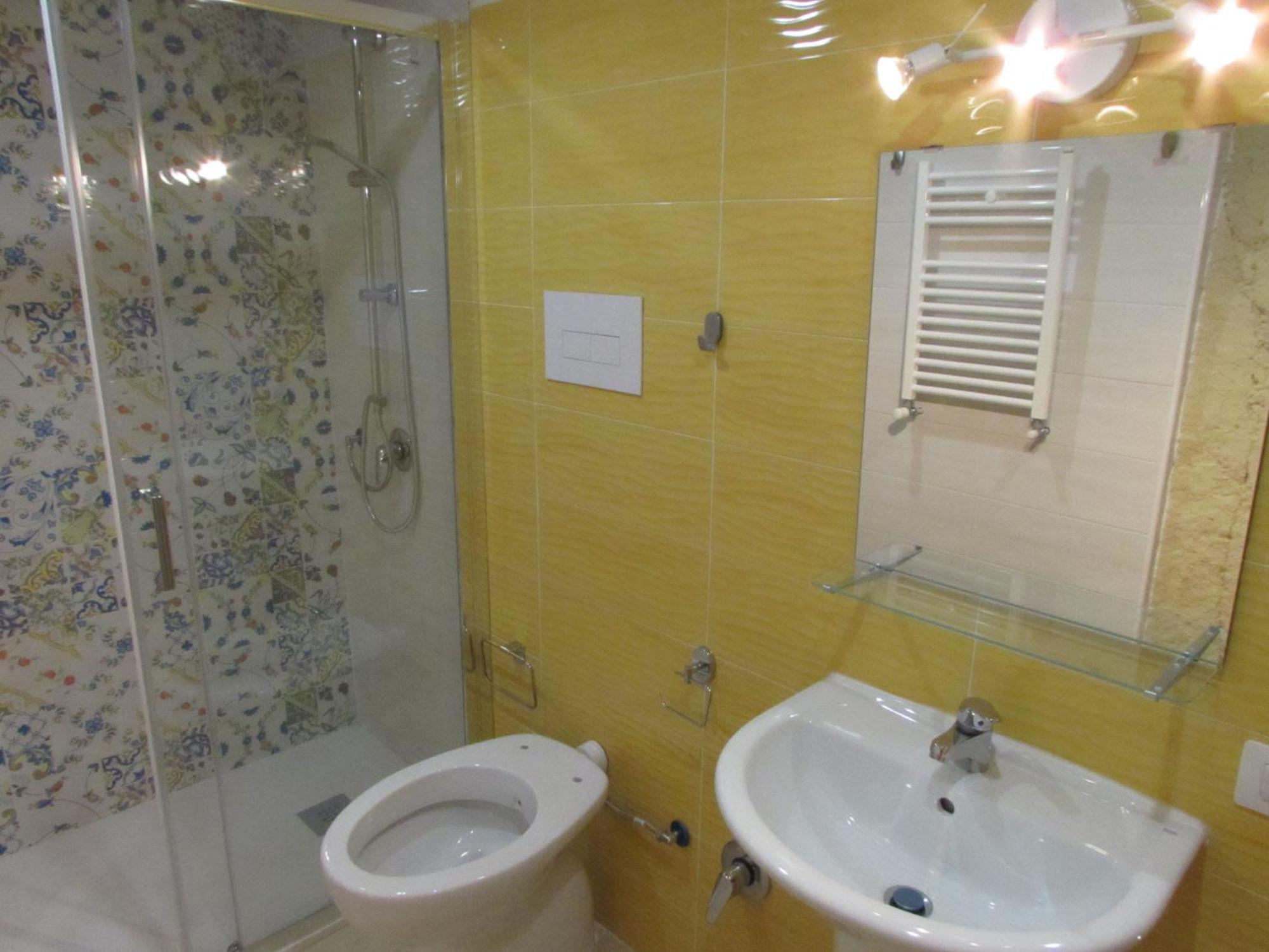 נאפולי Enzo Home מראה חיצוני תמונה
