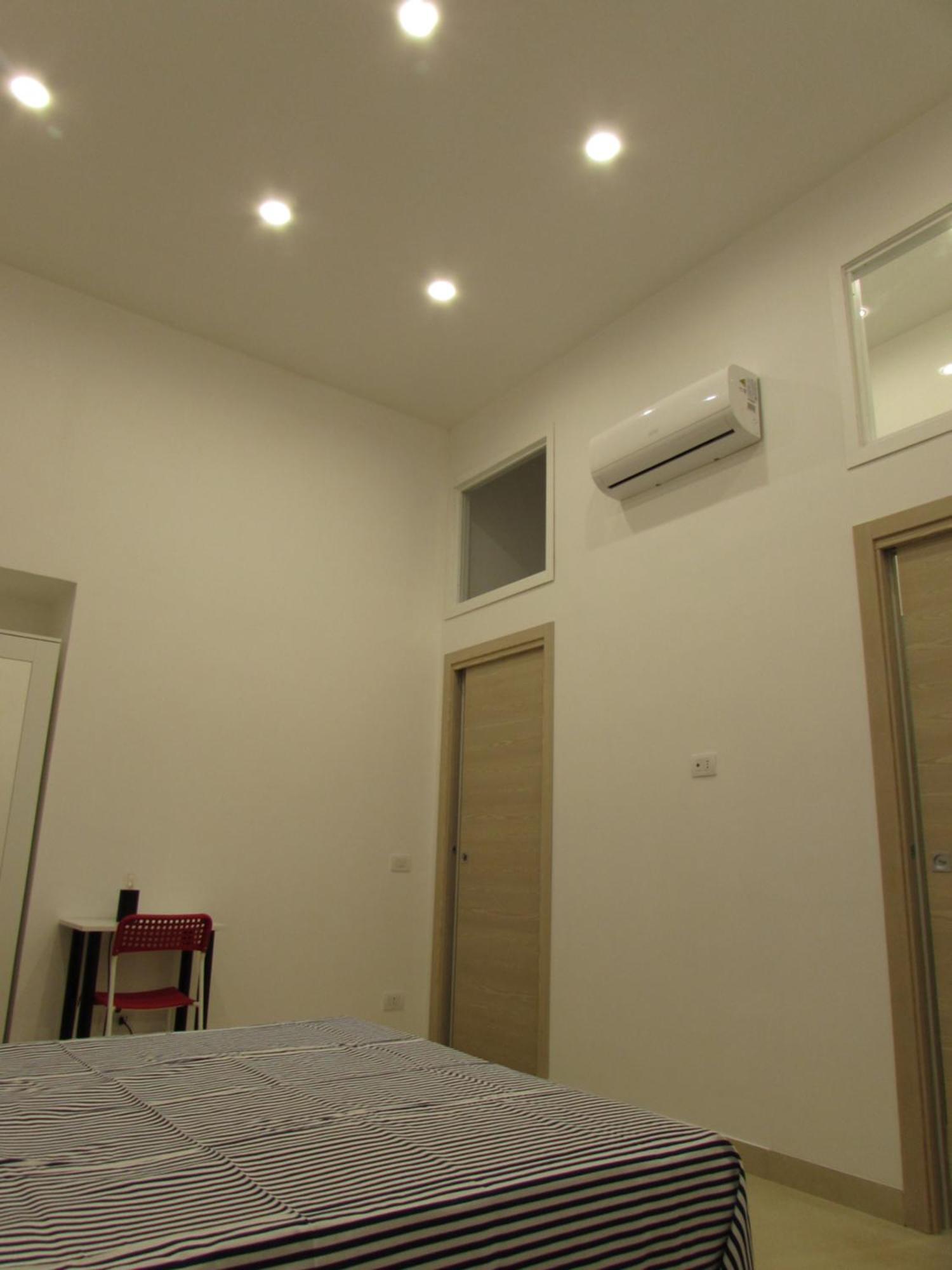 נאפולי Enzo Home מראה חיצוני תמונה